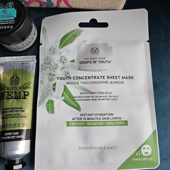 The Body Shop 6 piece Self Care Set with Zipper Pouch NWT - Picture 5 of 5